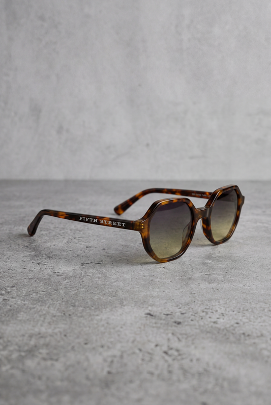 LEO Glasses